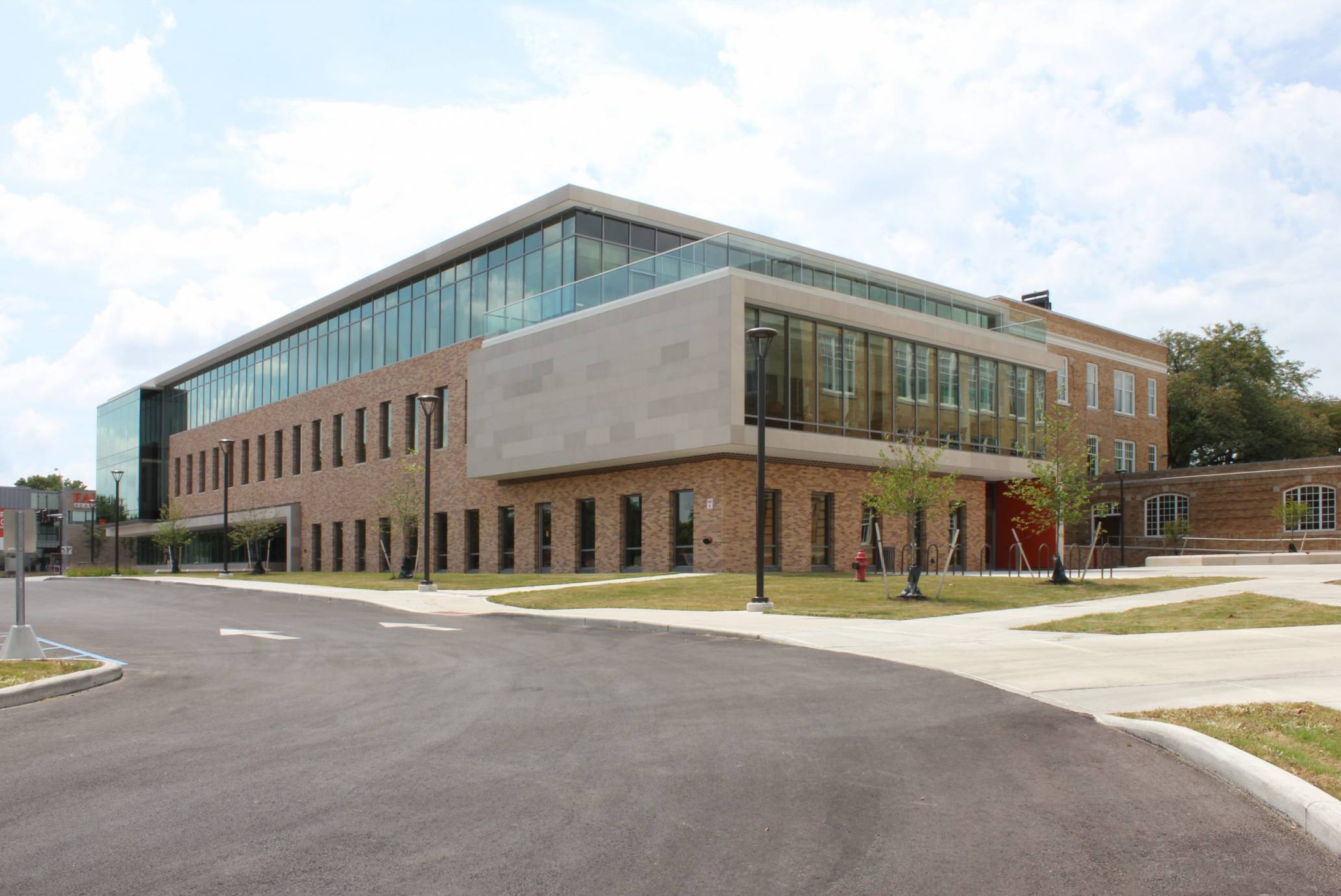 Bowling Green State University: Hanna-Maurer Center - Mosser